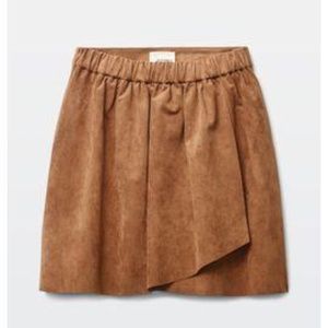 Aritzia Wilfred Free Nescher Faux Suede Skirt
